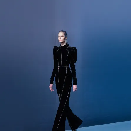 النمط الراقي والفاخر للجمبسوت من إيلي صعب Elie Saab