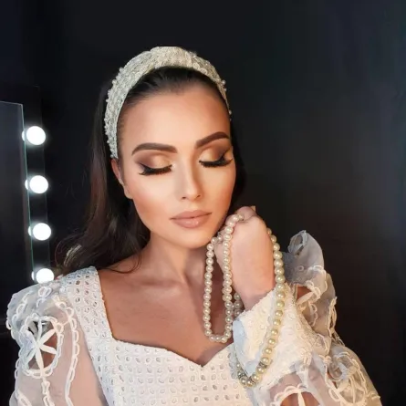 مكياج عروس 2021 بظلال عيون بدرجات ترابية 