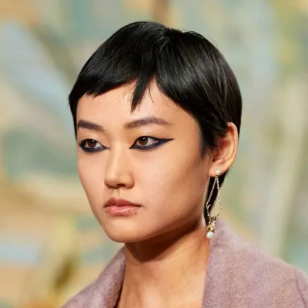 أيلاينر من وحي عروض كريستيان ديور Christian Dior