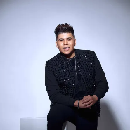 عمر كمال - الصورة من حسابه على الفيس بوك