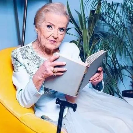 أنطوانيت نجيب - الصورة من حسابها على فيسبوك