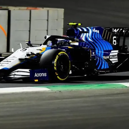 فورمولا1 جدة سباق جائزة السعودية الكبرى STC لأول مرة في البلاد.