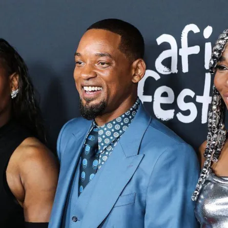 سيرينا وفينوس ويليامز مع ويل سميث- الصورة من موقع Sports Keeda