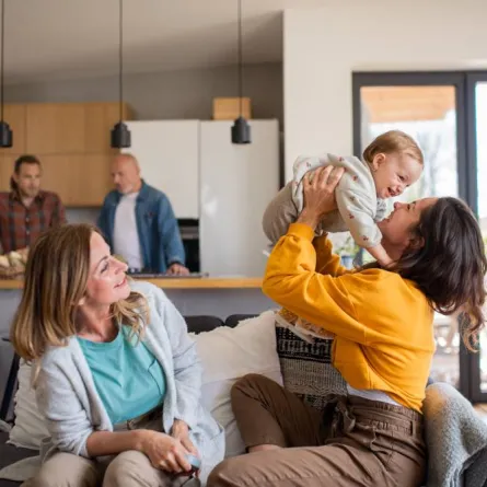 الزيارات العائلية