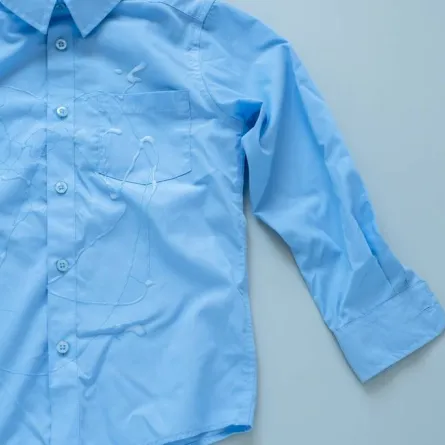 إزالة الغراء من الملابس