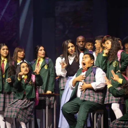 مسرحية عبارة عن عرض غنائي استعراضي -الصورة من حساب موسم الرياض على تويتر