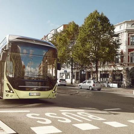 إيه بي بي وفولفو وبورشه ومجلس صناعات الطاقة النظيفة يكشفون مستقبل وسائل النقل الكهربائية في إكسبو 2020 دبي