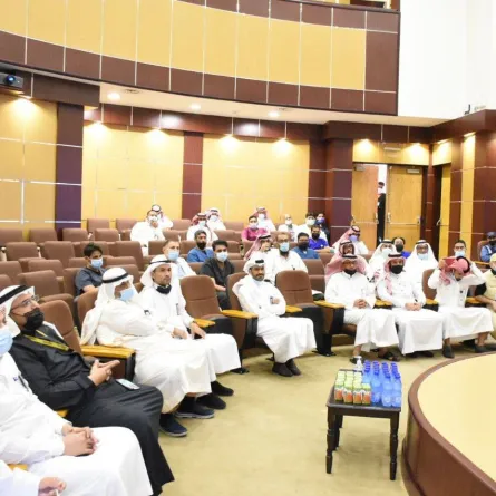 مجمع مكة المكرمة الصحي يطلق مبادرة المناقشة المستديرة للأطباء