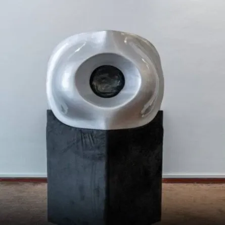 الواقع الافتراضي للحجر الأسود