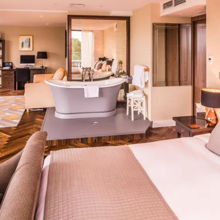 فنادق كامبريدج