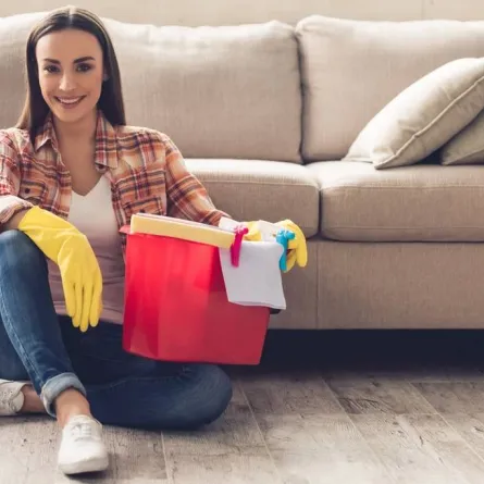 وسائل متبعة في إزالة بقع الكاتشب من الكنب