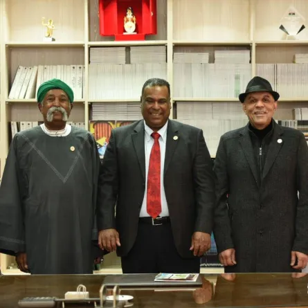 اجتماع  جمال ياقوت رئيس مهرجان القاهرة  للمسرح التجريبي، و اسماعيل عبد الله  الأمين العام للهيئة العربية للمسرح، والسفير علي مهدى الأمين العام للهيئة الدولية للمسرح - الصورة من حساب المهرجان على الفيس بوك