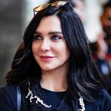 سلاف فواخرجي - الصورة من حسابها على فيسبوك