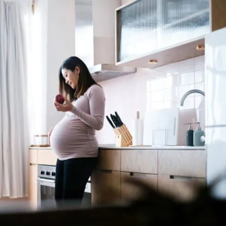 أطعمة معززة لمناعة النساء الحوامل خلال الشتاء