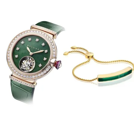 ساعات وأساور مرصّعة بحجر اليشم موضة 2022