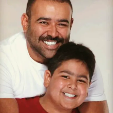 بشار الشطي مع ابنه - الصورة من انستغرام الفنان