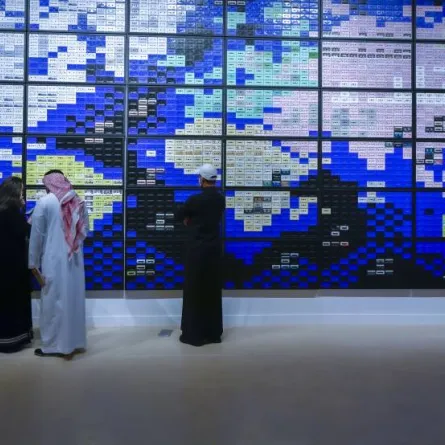 عمل خريطة العالم غذاء الفكر للفنانة مها الملوح