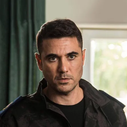  أحمد عز - الصورة من حساب عز على انستغرام