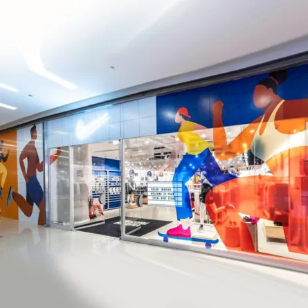 متجر Nike Live في دبي مارينا مول