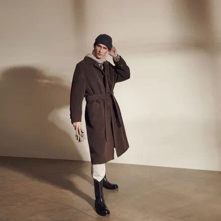 جزمة بساق عالية مع بنطلون قماشي من بريوني Brioni