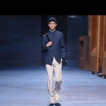 -البدلة الأنيقة من مجموعات خريف وشتاء 2021-2022