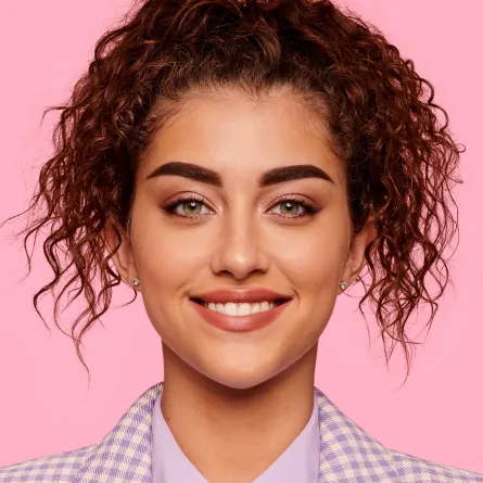 إطلالة الحواجب الكثيفة للشتاء  Full Winter Fluffy Brows من بنفت كوزمتكس