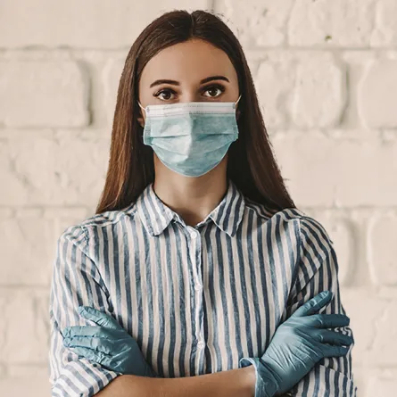 فيروس كورونا: الأعراض الجانبية للقاح ومدة المناعة