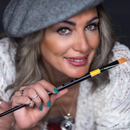 غدير حافظ لـ "سيدتي": أشارك بحدث تاريخي بمشاركة 195 دولة في مهرجان "إيرث الأرض"