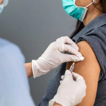 فيروس كورونا: اكتشفي خصائص لقاح أسترازينيكا ـ أكسفورد