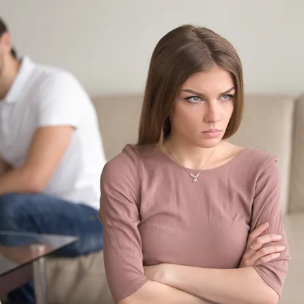 علامات تدل على أن زوجكِ استغلالي