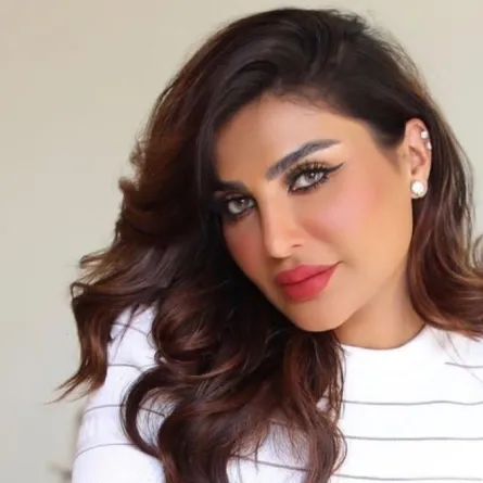 أمل العوضي من هيفاء وهبي إلى مارلين مونرو