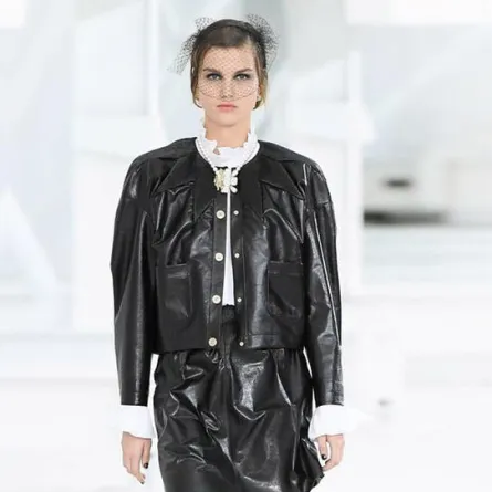 أبرز اتجاهات موضة الجاكيت لربيع وصيف 2021