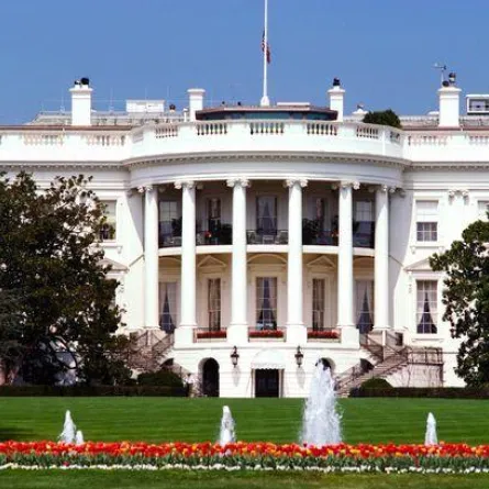 صفعة قوية لـ"ميلانيا ترامب" قبل رحيلها عن البيت الأبيض بساعات