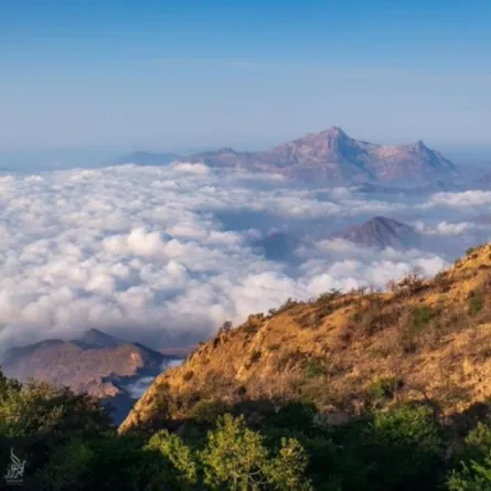 كهوف جبل "شدا" في الباحة أشهر المعالم السياحية بالسعودية
