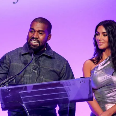 كيم كاردشيان ستناقش قضية طلاقها ببرنامجها الواقعي رغم عدم رغبة كانيي ويست بذلك