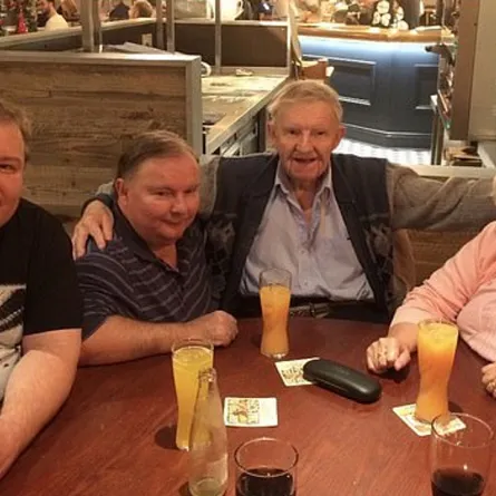 كورونا يفتك بأربعة أفراد من عائلة واحدة بعد لقاء جمعهم لعدة ساعات