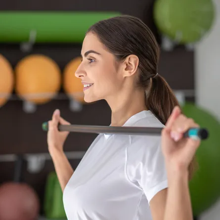 أنواع تمارين نحت الخصر بالعصا