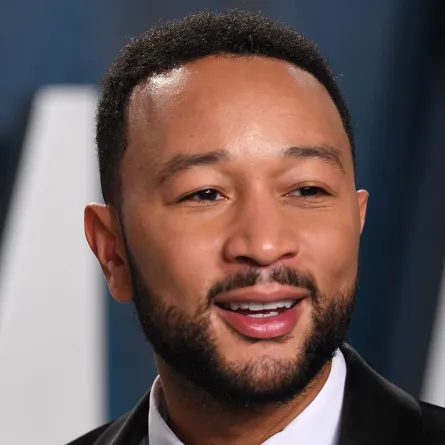 أول دويتو وكليب يجمع المغربية فوزية والأمريكي جون ليجند 