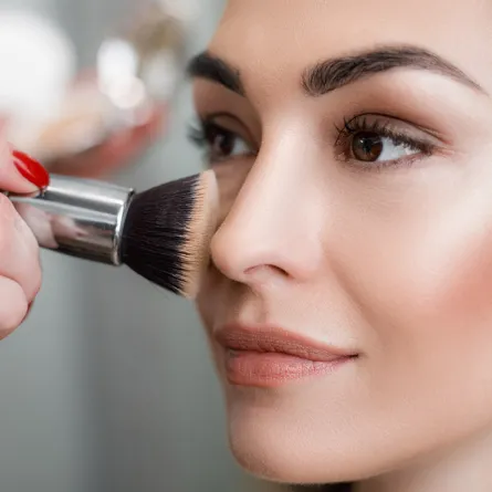 طريقة وضع البرايمر على العين للعروس 