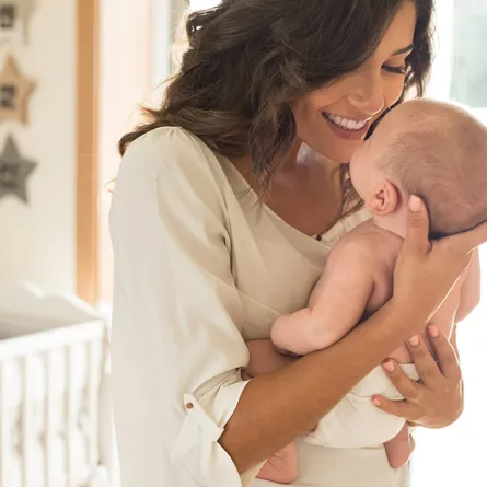 طرق إخراج الغازات من بطن الرضيع