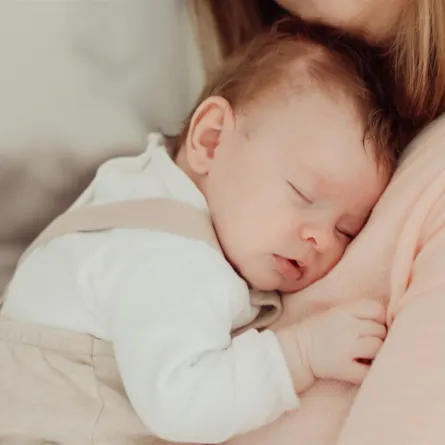 سيدة تضع مولودتها وهي في غيبوبة تامة بسبب كورونا 