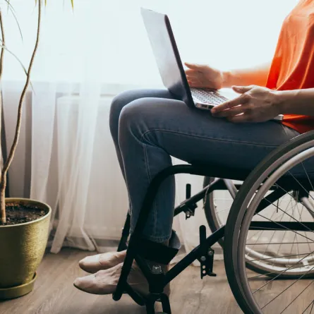 اتيكيت التعامل مع ذوي الاحتياجات الخاصة