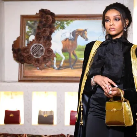 سجى اليوسف تشارك في أسبوع الموضة الرقمي بمجموعة "ذا بشت"