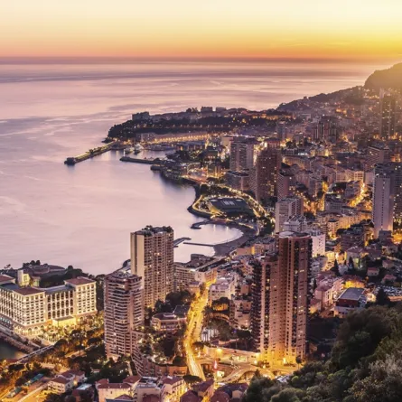شهر العسل في موناكو