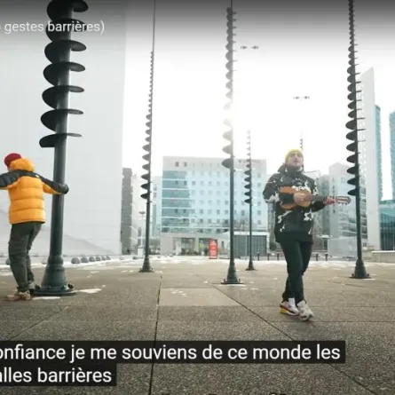 نجما اليوتيوب الفرنسيان يفوزان بتحدي ماكرون