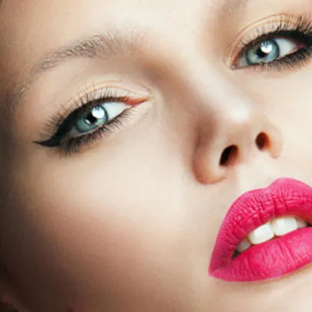 مكياج مات لصاحبات البشرة الدهنية