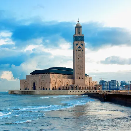 زيارة افتراضية إلى الدار البيضاء