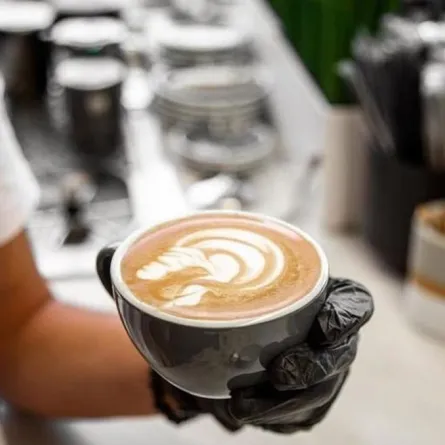 أفضل 3 مقاه في الرياض لمناسبة يوم الباريستا