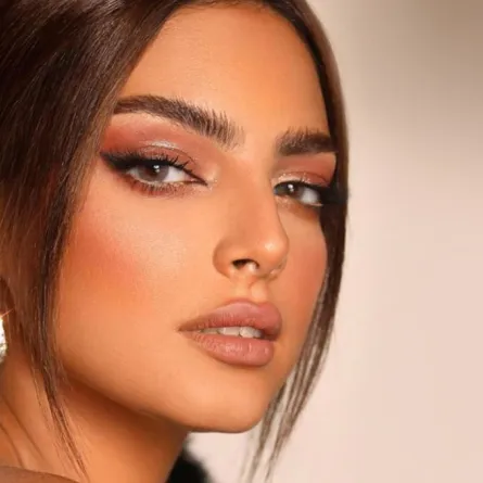 رسمات مكياج مشمشية من خبيرات تجميل سعوديات