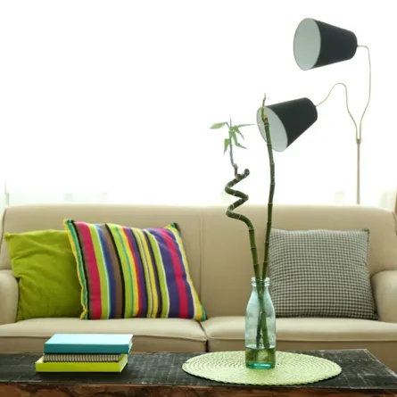 أفكار ديكور جذابة في غرف الجلوس الضيقة